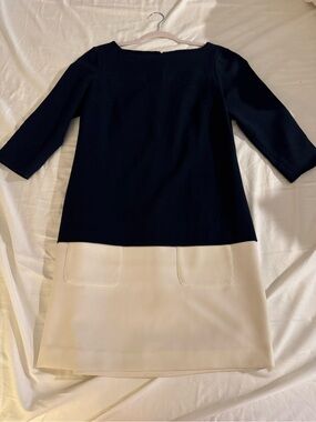 Ann Taylor Navy & Cream Colorblock Shift Dress 3/4 Sleeve Patch Pockets Size 6
